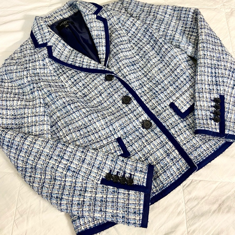 Elegant Vintage Talbots Tweeded Blazer